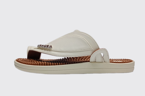 Sachi Leather Acupressure Thongs