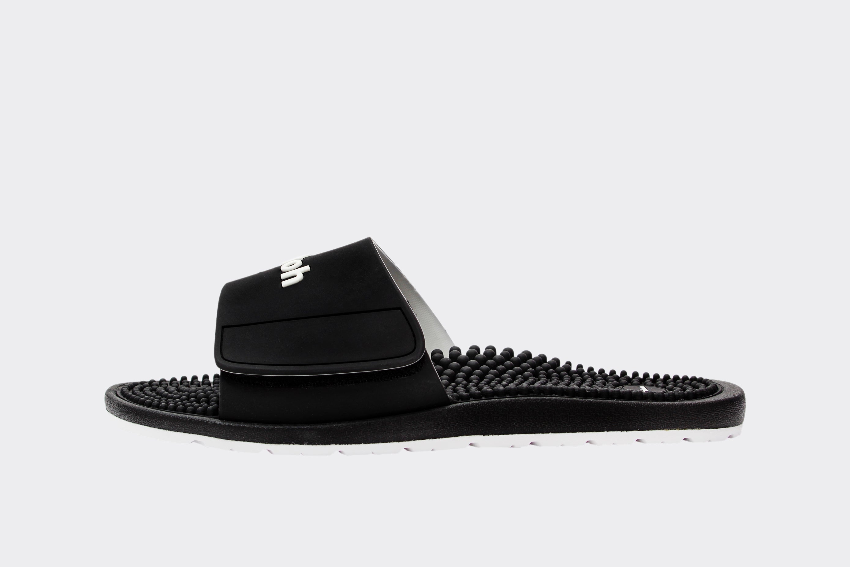 Kaiyo black slider - side view