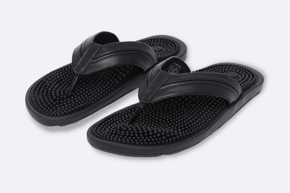 Zori thong black - front